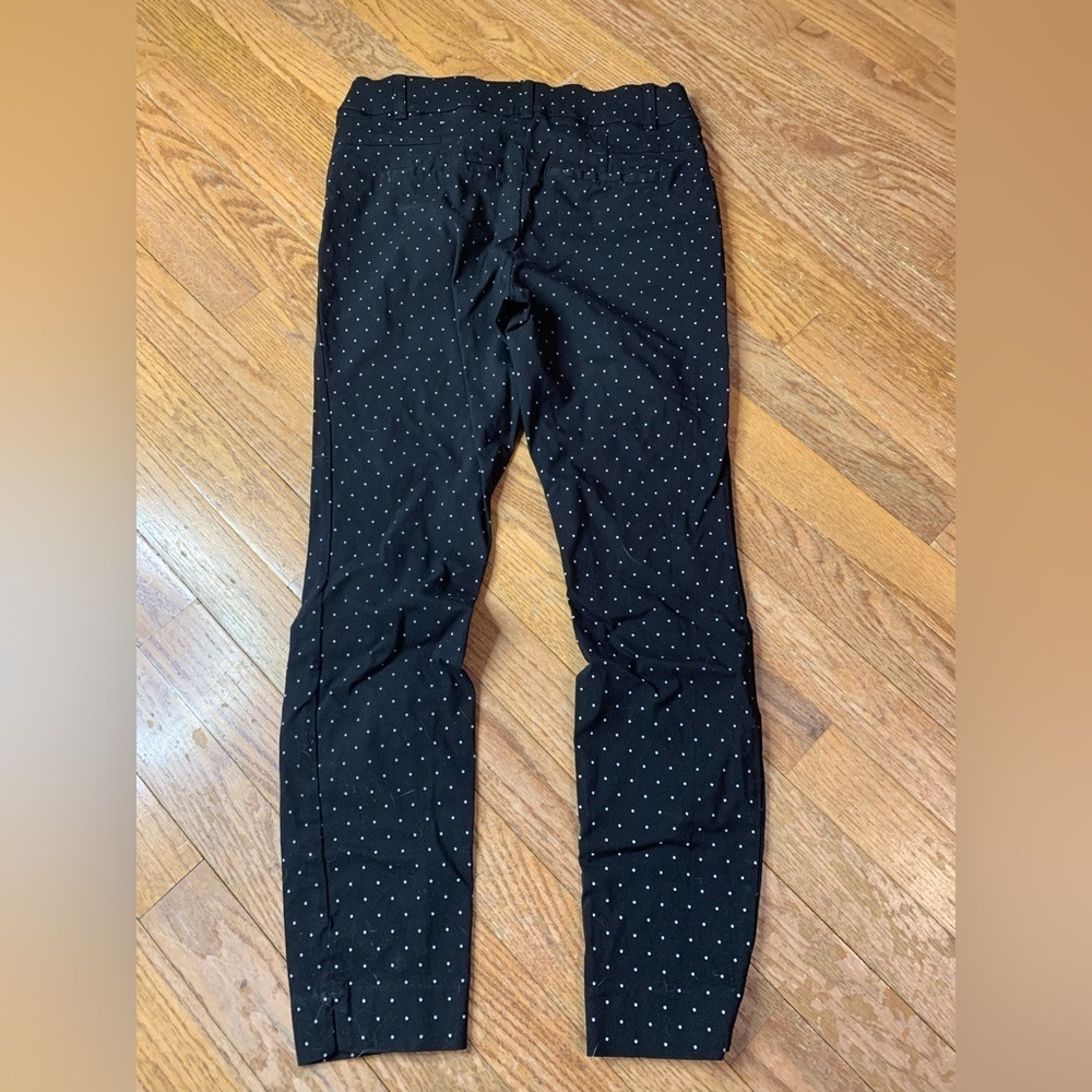 Ricki’s Polka Dot Slim Leg Ankle Pants - Size 2 - Picture 3 of 8